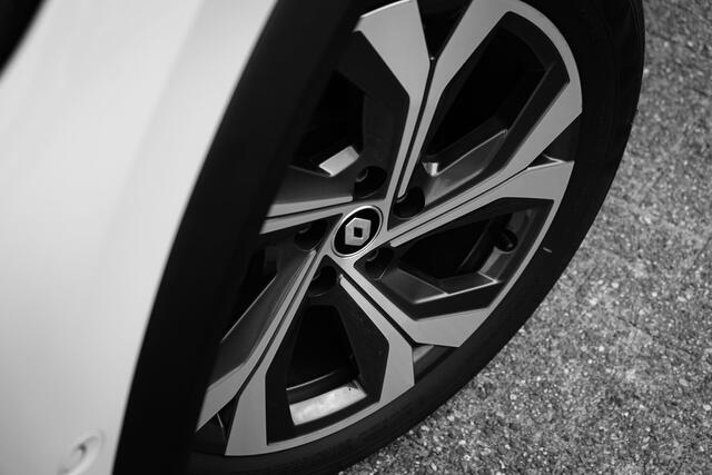 Renault CAPTUR 1.6 E-Tech Plug-in Hybrid 160 R.S. Line