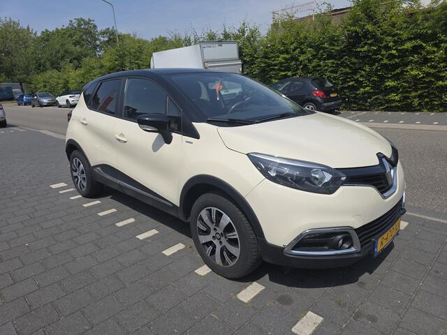 Renault CAPTUR 0.9 TCe Authentique 5 deurs, airco, cruise control, sportvelgen, trekhaak enz.
