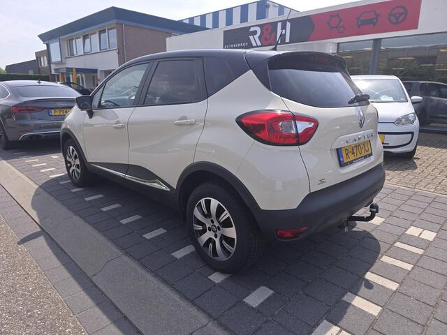Renault CAPTUR 0.9 TCe Authentique 5 deurs, airco, cruise control, sportvelgen, trekhaak enz.