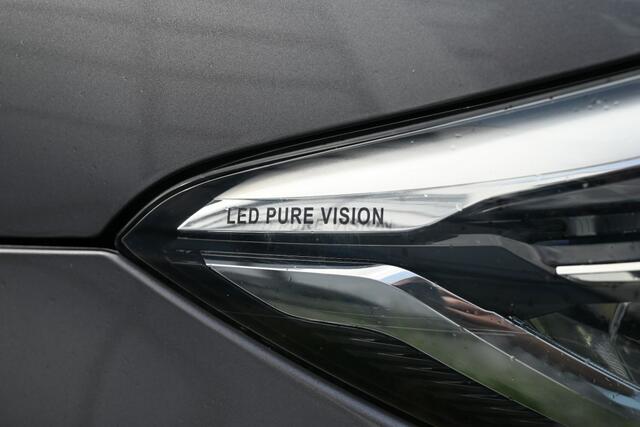 Renault CAPTUR Intense Cruise Navi Keyless