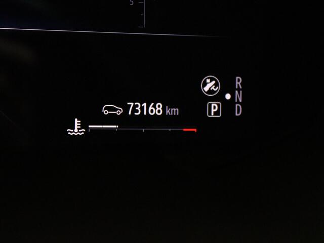 Renault CAPTUR 140pk TCe Initiale Paris Automaat Camera | Adapt. Cruise | Navi | Parkeersens. v+a | Trekhaak