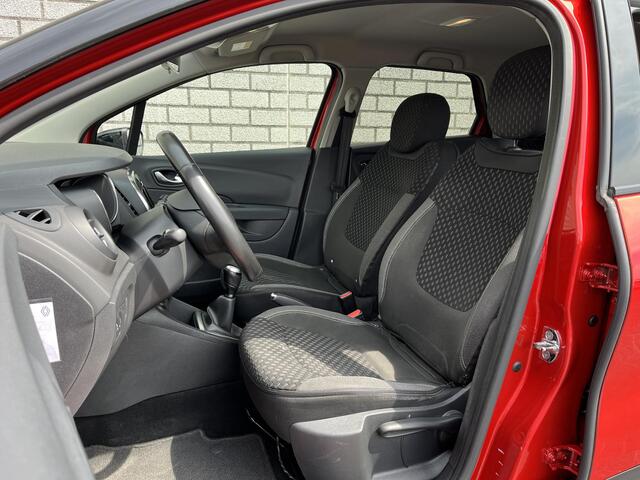 Renault CAPTUR 0.9 TCe Intens | Volledig dealeronderhouden | All-Season banden | Trekhaak | Achteruitrijcamera |