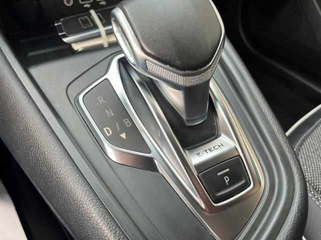 Renault CAPTUR 1.6 E-Tech Plug-in Hybrid 160 E-TECH Zwart Dak.