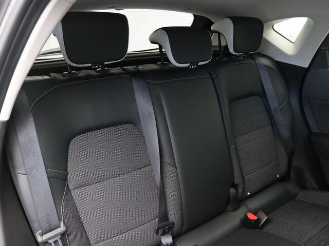 Renault CAPTUR E-Tech full hybrid 145pk Techno | Achteruitrijcamera | Apple Carplay | Android Auto | Groot Scherm |