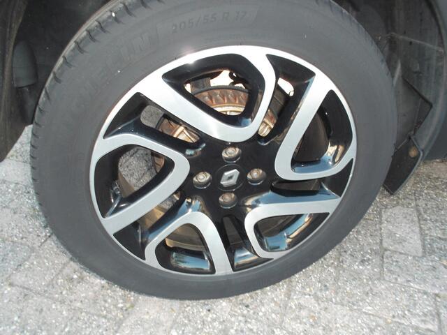 Renault CAPTUR 0.9 TCe Barista eerste eig leer navi clima achteruit camera