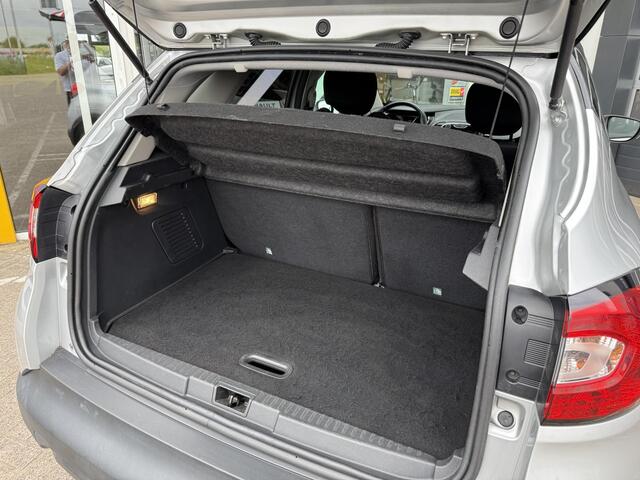 Renault CAPTUR 0.9 TCe Dynamique | Trekhaak | Navigatie | Climate Control | Cruise Control | Lichtmetaal | Parkeersensoren | Bluetooth |