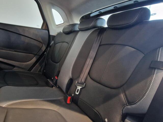 Renault CAPTUR 1.2 TCe Xmod | 1E EIGENAAR | 100% DEALER ONDERHOUDEN | TREEPLANKEN | COMPLETE AUTO! |