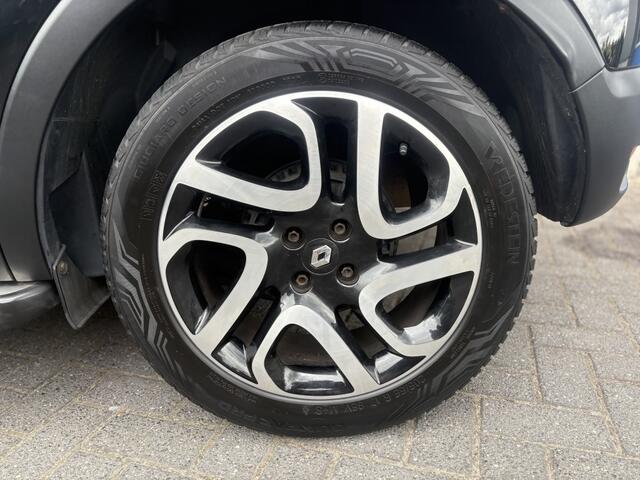 Renault CAPTUR 1.2 TCe Dynamique TREKHAAK-NAVI-CRUISE