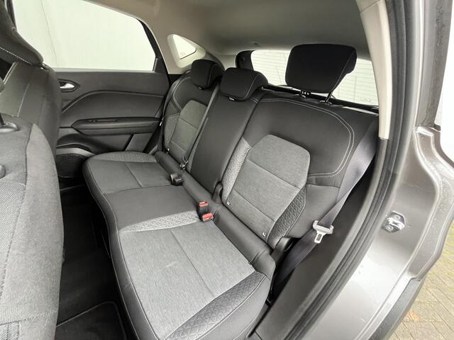 Renault CAPTUR 1.6 E-Tech Hybrid 145 Business Zen AUTOMAAT / Navigatie / Climate control / Cruise control / Keyless / Apple carplay & Android auto