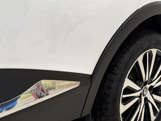 Renault CAPTUR 1.2 TCe Initiale Paris | Leder | Panorama dak | Hoge instap | 60.157km!