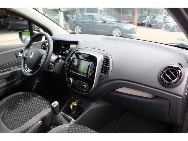 Renault CAPTUR 1.2 TCe Intens / Camera / Navigatie / Keyless / 17'' / DAB / Armsteun / Apple CarPlay / Cruise Control
