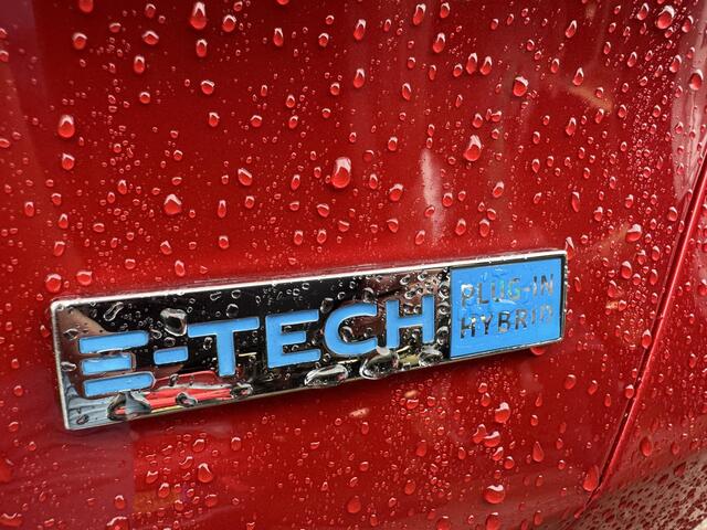 Renault CAPTUR 1.6 E-Tech plug-in hybrid 160 Initiale Paris