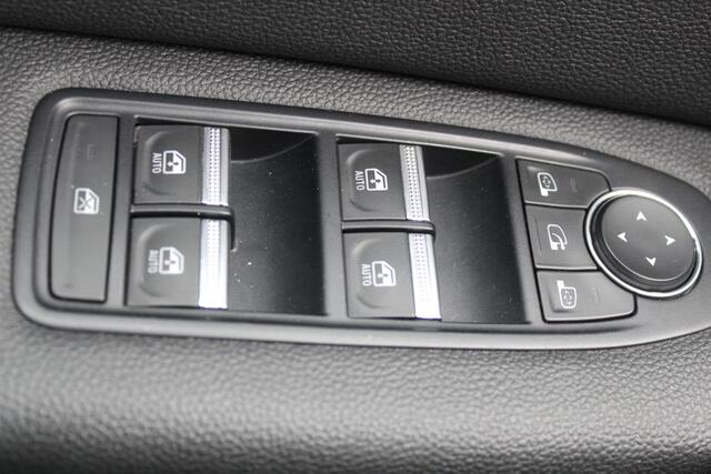 Renault CAPTUR 1.0 TCe 90 Business Zen Virtual cockpit, Key-less, LED, PDC, camera, AppleCarPlay/AndroidAuto