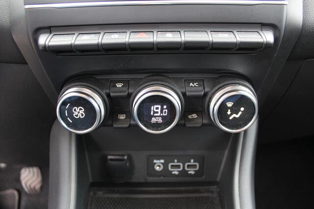 Renault CAPTUR 1.3 TCe 140 Mild-Hybrid Intens Clima-Cruise-360 Camera-Keyless-Half Leder-Carplay-Trekhaak