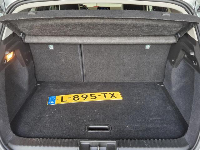 Renault CAPTUR 1.3 TCe 130 Edition One AUTOMAAT | ACHTERUITRIJCAMERA | NAVIGATIE