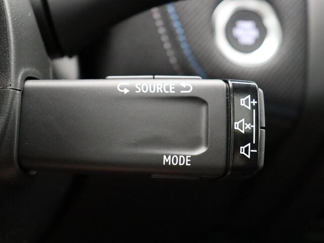 Renault CAPTUR 1.8 E-Tech full hybrid 160pk esprit Alpine | Stoel- en stuurwielverwarming | Harman kardon | Elek. bedienbaar panoramadak |