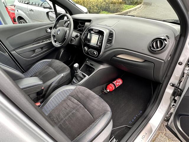 Renault CAPTUR 1.3 TCe S-Edition 130PK/PANORAMADAK/LEER/ALCANTARA/CAMERA