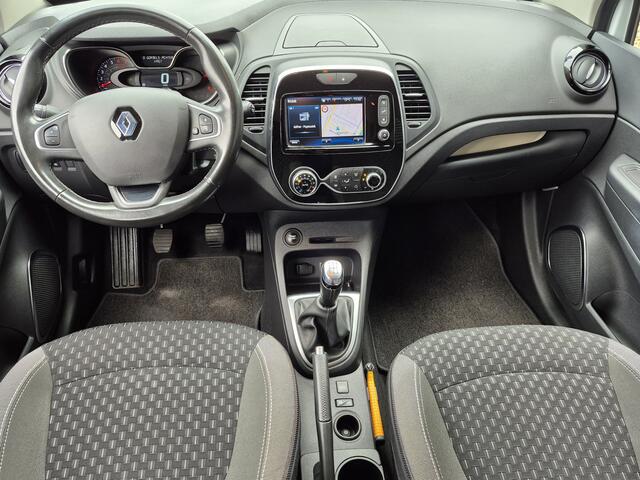 Renault CAPTUR 0.9 TCe Intens | Trekhaak | Navigatie | Parkeersensoren | Camera | Keyless Entry en Start | Park Assist |