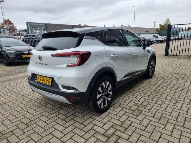 Renault CAPTUR 1.3 TCe 130 Intens | Navigatie | Achteruitrijcamera | Parkeersensoren |