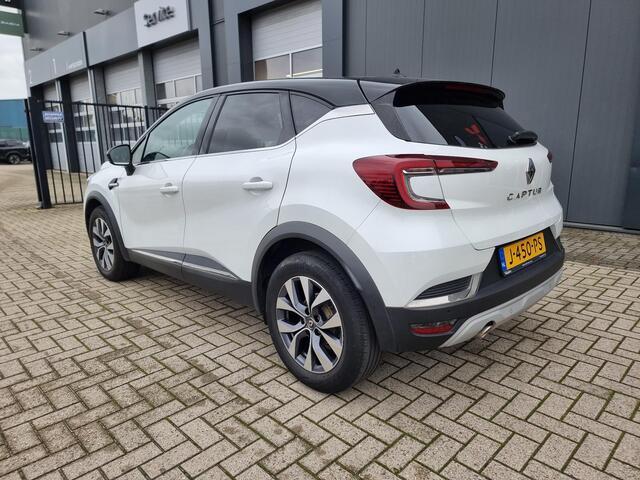 Renault CAPTUR 1.3 TCe 130 Intens | Navigatie | Achteruitrijcamera | Parkeersensoren |