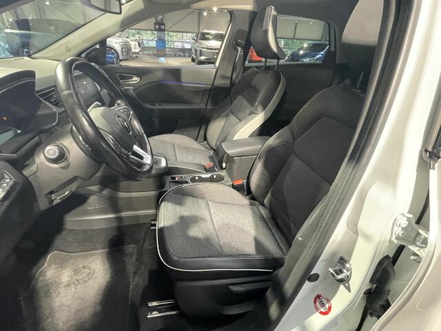 Renault CAPTUR 1.3 TCe 130 Intens Schuifdak | Climate controle | Navigatie