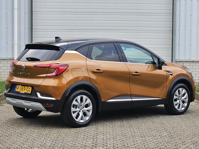 Renault CAPTUR 1.0 TCe 90 Intens / 1e Eigenaar / Dealer Onderhouden / Achteruitrijcamera / All Season Banden / Parkeersensoren/ Climate Control / Apple Carplay & Android Auto /