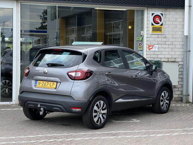 Renault CAPTUR 0.9 TCe Limited | Trekhaak | All-Season | Navigatie | Key-less | Stoelverwarming | Parkeersensoren | DAB | Lichtmetaal | Cruise Control | Airco |