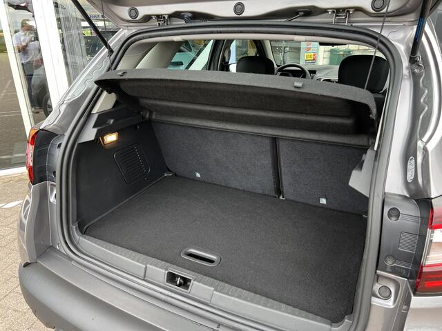 Renault CAPTUR 0.9 TCe Limited | Trekhaak | All-Season | Navigatie | Key-less | Stoelverwarming | Parkeersensoren | DAB | Lichtmetaal | Cruise Control | Airco |