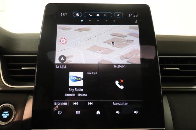 Renault CAPTUR 1.6 E-Tech Plug-in Hybrid 160 Initiale Paris | BOSE audio | Schuif kanteldak | Trekhaak | Side steps | 360° Camera | Lederen bekleding |