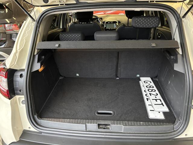 Renault CAPTUR 1.3 TCe *** BOMVOL *** PANODAK - TREKHAAK - DODE HOEK - NAVI enzovoort