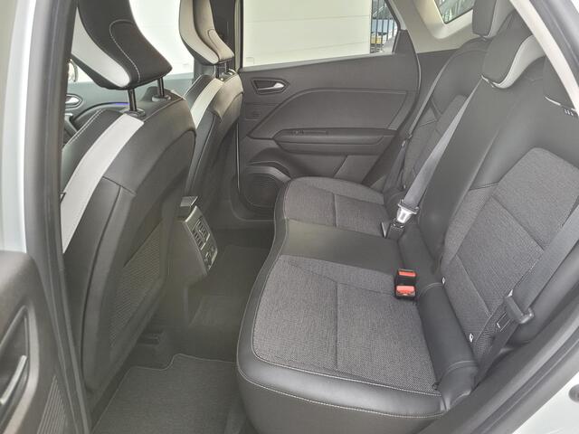 Renault CAPTUR 1.3 TCe 140 Intens | Automaat | Pack Winter | Trekhaak | NIEUWSTAAT!