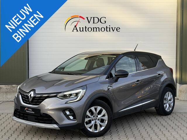 Renault CAPTUR 1.3 TCe 140 Intens / Clima / Navi / 17" / Camera / Two Tone / Carplay / Sensoren voor