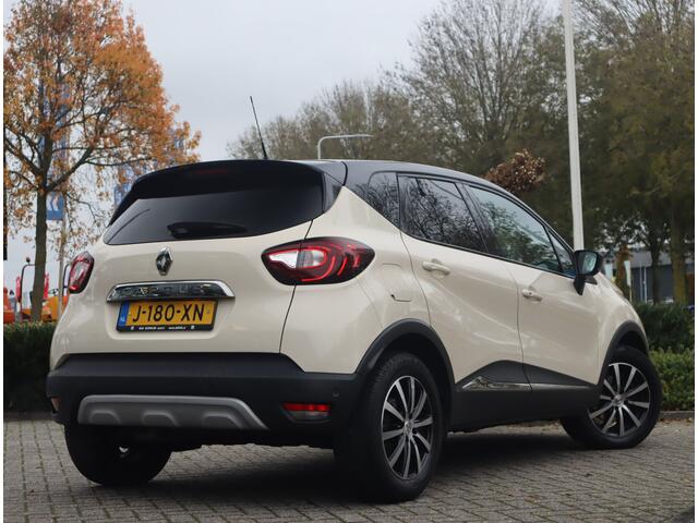 Renault CAPTUR 1.3 TCe Intens Automaat / Panoramadak / R-Link