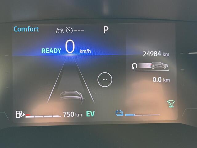 Renault CAPTUR 1.6 E-Tech full hybrid 145 Techno / Navigatie