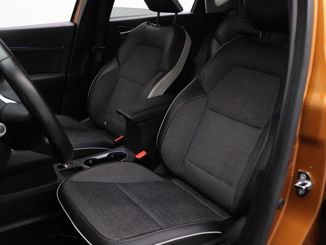 Renault CAPTUR 100pk TCe Intens BOSE | Camera | Cruise | Parkeersens. v+a