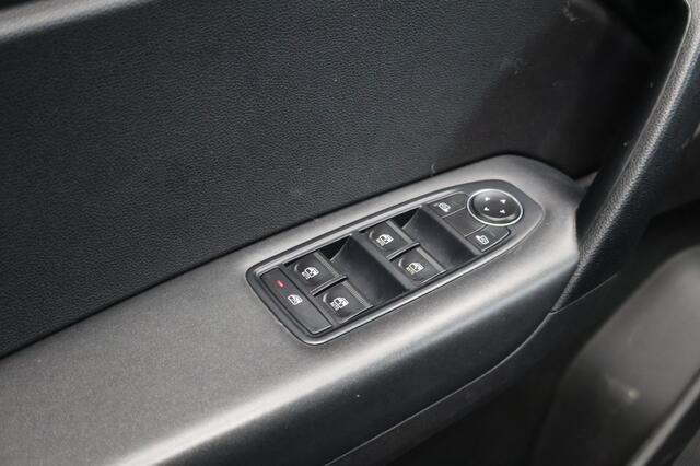 Renault CAPTUR 1.0 TCe Zen | LED | DAB | Cruise Control | Apple Carplay