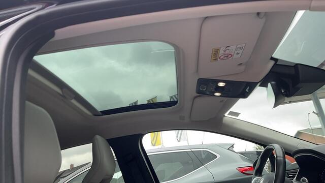 Renault CAPTUR 1.3 TCe 130 Initiale Paris PANORAMADAK