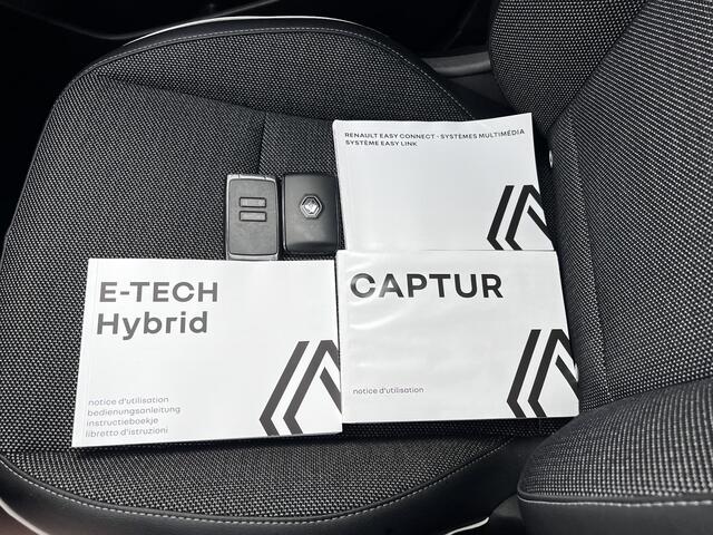Renault CAPTUR 1.6 E-Tech Hybrid 145 Intens Automaat / Dealer onderhouden / Navigatie / Achteruitrijcamera / Apple Carplay Android / 18" LM wielen + All Season banden /