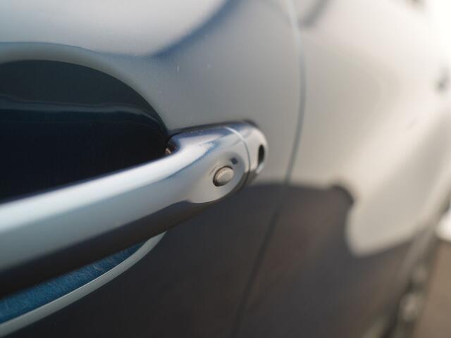 Renault CAPTUR TCe 150 EDC Intens - RIJKLAARPRIJS - Uniek lage kilometerstand! - Automaat - Cruise Control - Achteruitrijcamera