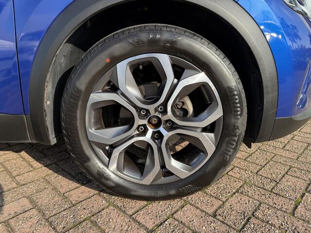 Renault CAPTUR Intens Tce 130 EDC automaat | trekhaak | camera | 18" velgen | tijdelijk gratis Top Afleverpakket twv Eur 695