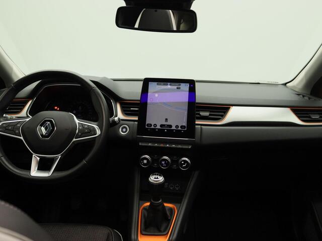 Renault CAPTUR 1.0 TCe 100 Intens | Apple Carplay & Android Auto | Schuif / kanteldak | Trekhaak! | Achteruitrijcamera met parkeersensoren | Dodehoek detectie | Adaptieve cruisecontrol |
