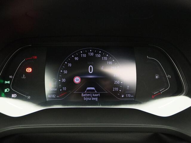 Renault CAPTUR 1.0 TCe 100 Intens | Apple Carplay & Android Auto | Schuif / kanteldak | Trekhaak! | Achteruitrijcamera met parkeersensoren | Dodehoek detectie | Adaptieve cruisecontrol |