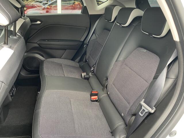 Renault CAPTUR 1.0 TCe Intens | Trekhaak | All seasons