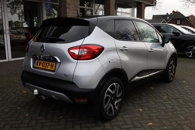 Renault CAPTUR 0.9 TCe Xmod CAMERA TREKHAAK LEER NAVI STOELVERW. CRUISE PDC CLIMA DUO-TONE ENZ!