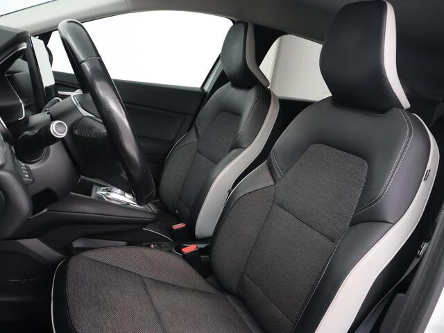 Renault CAPTUR E-TECH Plug-in Hybrid Intens | 360 camera | Carplay | Park Assist | Navigatie | Keyless | Full LED | Climate control | Cruise control | PHEV