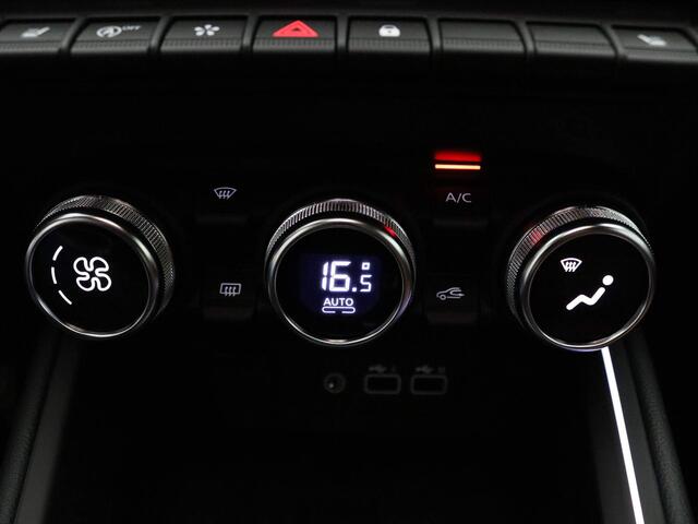 Renault CLIO STAM Limité 75 TCe 90pk NIEUW! #8 van 75 Camera | Leder | 9,3" Navi | 17" Velgen