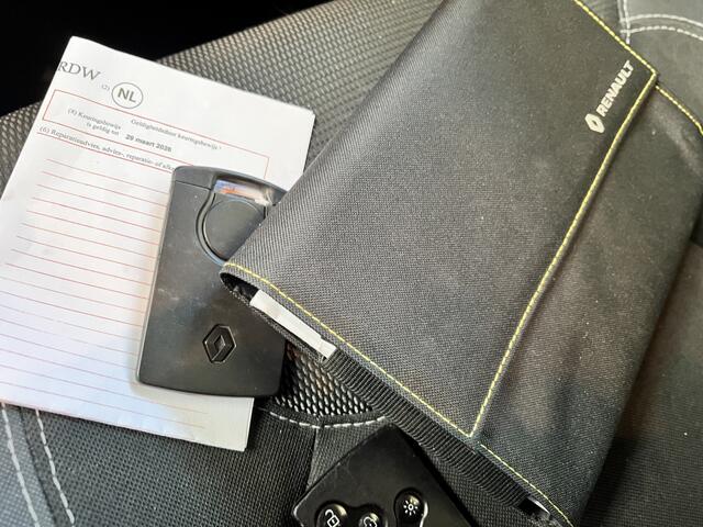 Renault CLIO 0.9 TCe Zen Cruise Clima Navi BTtel Trekhaak