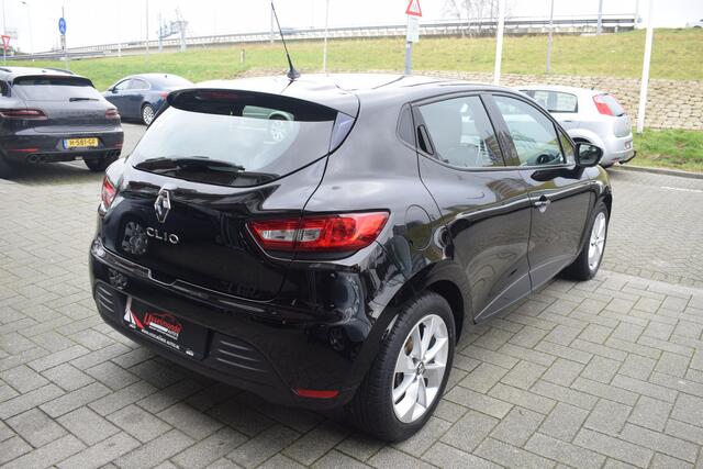 Renault CLIO 1.2 16V Airco Cruise Control