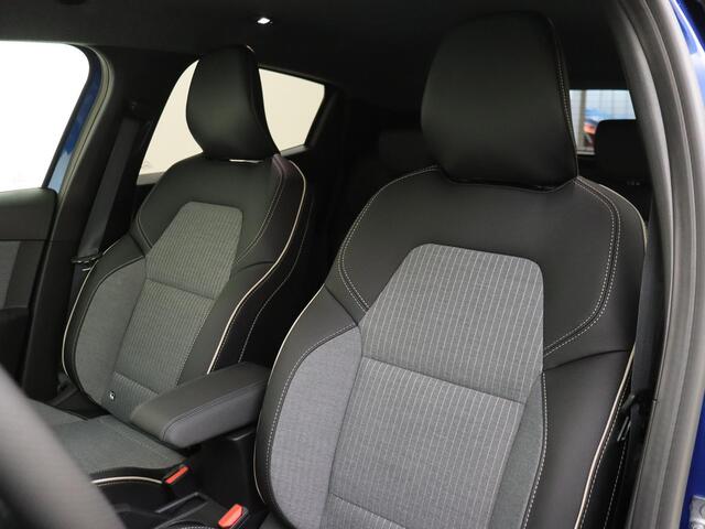 Renault CLIO 1.6 E-Tech Full Hybrid 145 techno