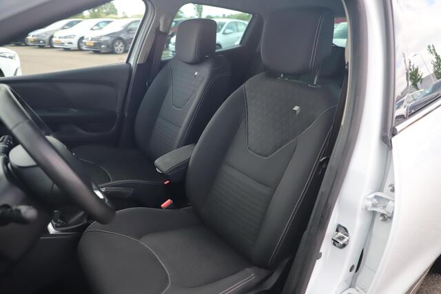 Renault CLIO 0.9 TCe Limited Trekhaak 16 inch Navigatie Airco Cruise Bluetooth Parkeersensor Getint Glas